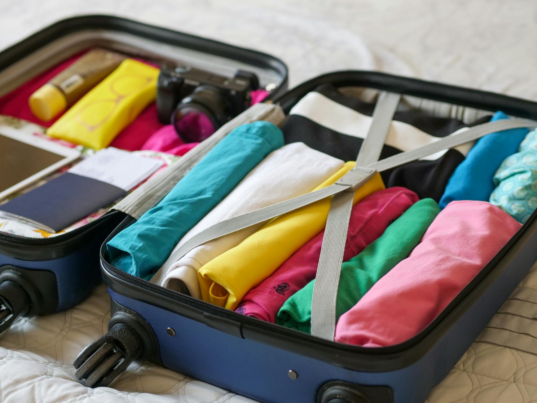 Why You Should Always Pack a Carry-On (And What Smart Travelers Always Put In Theirs)